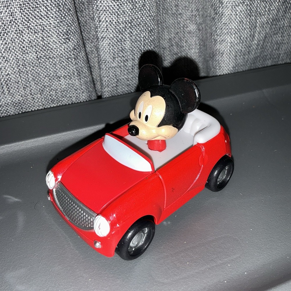 Disney Mattel Mickey and the Roadster Racers Diecast Car Mickey's Ramblin' Rover